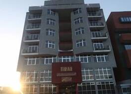 ティラー インターナショナル ホテル 写真