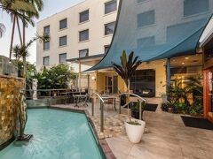 ホテル ダイアナ ウールーンガバ 写真