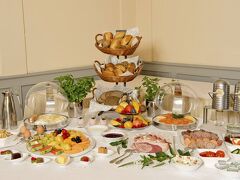 ホテル シュヴァーツァー バー 写真