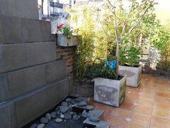 ホテル AYB インターナショナル 写真