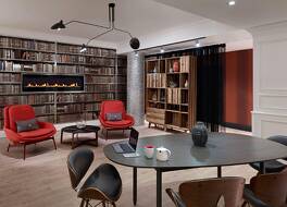 The Strathcona Hotel 写真