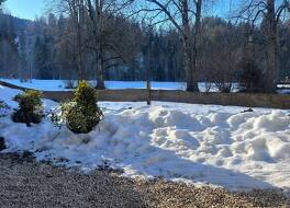 シャレー イン エルマウ ニア スキー スロープス 写真