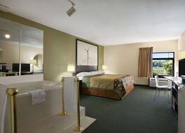 スーパー 8 バイ ウィンダム コロンビア シティ 写真