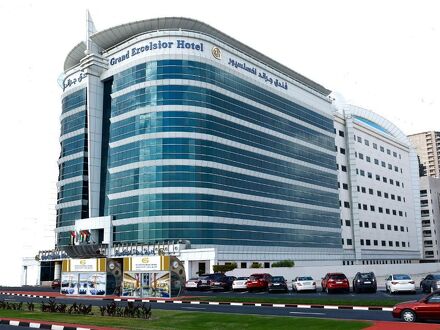 グランド エクセルシオール ホテル ブル ドバイ 写真