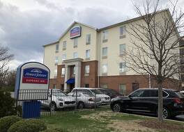 ハワード ジョンソン バイ ウィンダム エアポート 写真