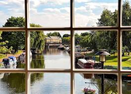 リバーサイド イン