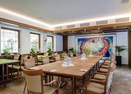 ホテル ホーエンシュタウフェン KG