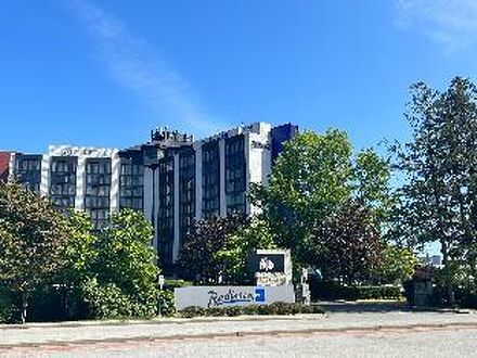 Radisson Blu Vancouver Airport Hotel & Marina 写真