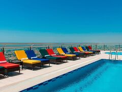 フォー ポインツ バイ シェラトン シェイク ザイード ロード ドバイ 写真