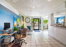 デイズ イン バイ ウィンダム ローリー グレンウッド - クラブツリー 写真