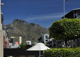 ガーデン コート ビクトリア ジャンクション 写真