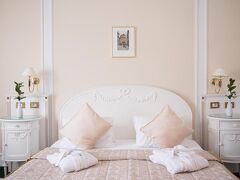 アンバサダー ズラータ フサ 写真