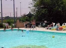 マリアン トラベル イン スコッツバーグ