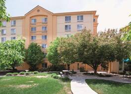 La Quinta Inn & Suites by Wyndham Colorado Springs South AP