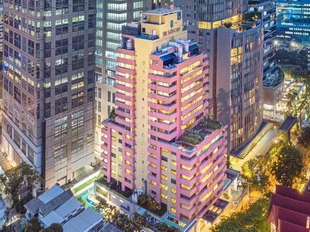 ザ クォーター サラデーン バイ UHG 写真