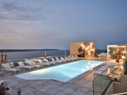 ルナ ホリデイ コンプレックス 写真