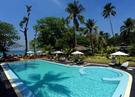 タンデ ビーチ リゾート ガパリ