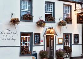 The New Court Hotel 写真