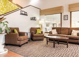 スリープ イン & スイーツ コロンバス サウス 写真