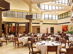 シェラトン リール ナパヴィル ホテル 写真