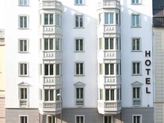 ホテル マルコーニ 写真