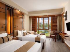 ニルワナ リゾート ホテル 写真