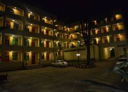 ファジル インターナショナル ホテル 写真