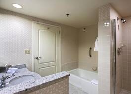 Hilton Chicago/Oak Brook Suites 写真