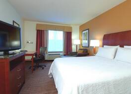 ヒルトン ガーデン イン ロックフォード 写真