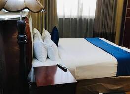 ブルー ネスト ホテル 写真