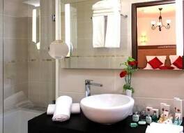 オテル グララ 写真