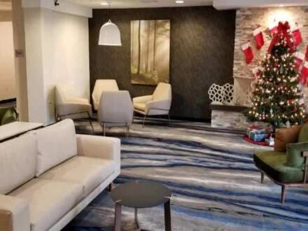 フェアフィールド イン & スイーツ バイ マリオット マウント バーノン レンド レイク 写真