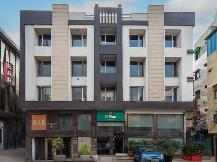 ホテル レ ロイ 写真