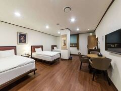 ヨンビン ホテル 写真