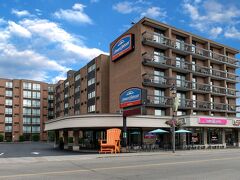 Howard Johnson Plaza by Wyndham by the Falls Niagara Falls 写真