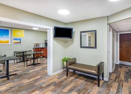 デイズ イン バイ ウィンダム クラークスビル テネシー 写真