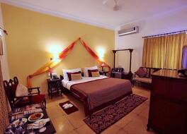 ホテル ラワル コット 写真