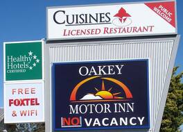 オーケイ モーター イン 写真