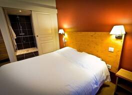 ホテル レストラン レ ゼーデルヴァイス 写真