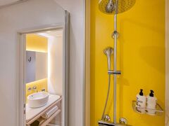 B&B ホテル ブリュッセル セントー ルイーズ 写真