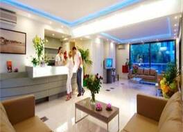 Minos Village 写真