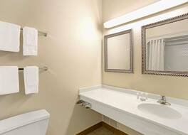 スーパー 8 バイ ウィンダム ガーニー 写真