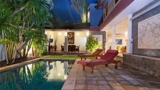 4BR Villa Selasa - Minggu Villas Seminyak