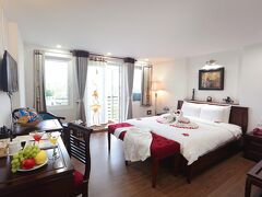 ノヴァ ラクジュアリー ホテル 写真