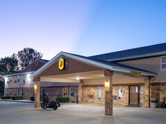 スーパー 8 バイ ウィンダム マトゥーン 写真