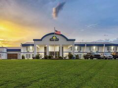 デイズ イン バイ ウィンダム マディソンビル 写真