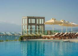 Royal Marmin Bay Boutique & Art Hotel