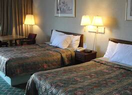 バジェット イン アルコア 写真