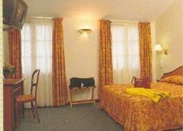 オテル レ サン ジョルジュ 写真