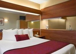 デイズ イン & スイーツ バイ ウィンダム ラファイエット インディアナ 写真